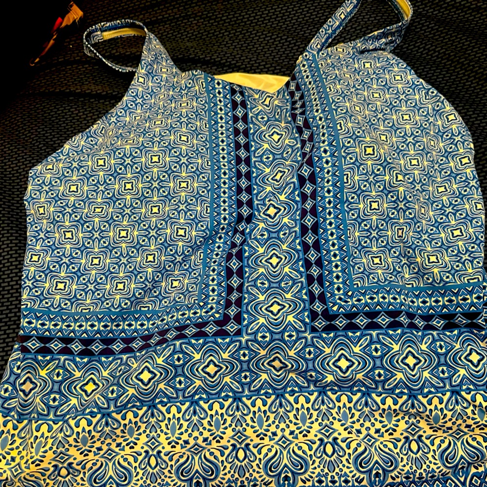 Lands End plus size tankini top size 20w in blue and white